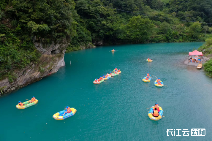 湖北咸豐正式接棒全國“村BA”中部賽區賽事，融合休閑觀光打造鄉村體育盛會